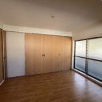 Sliding doors between DK and Room